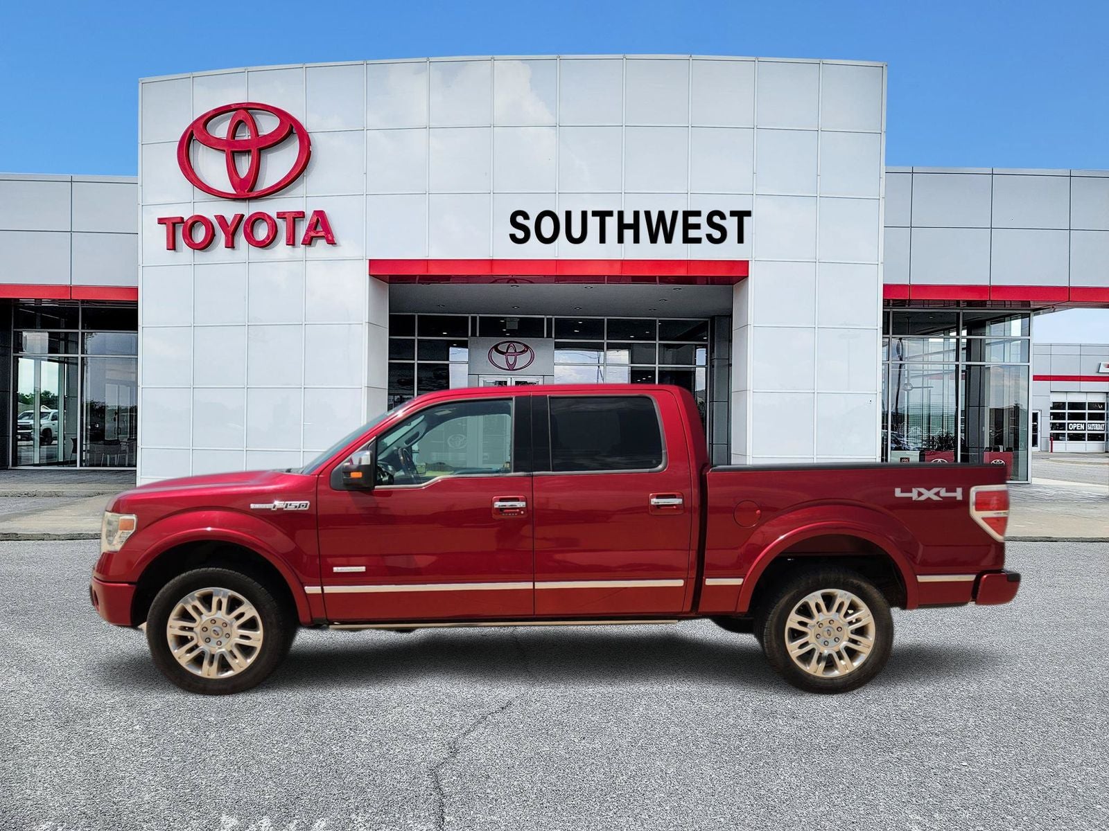 2014 Ford F-150 — rear three-quarter view