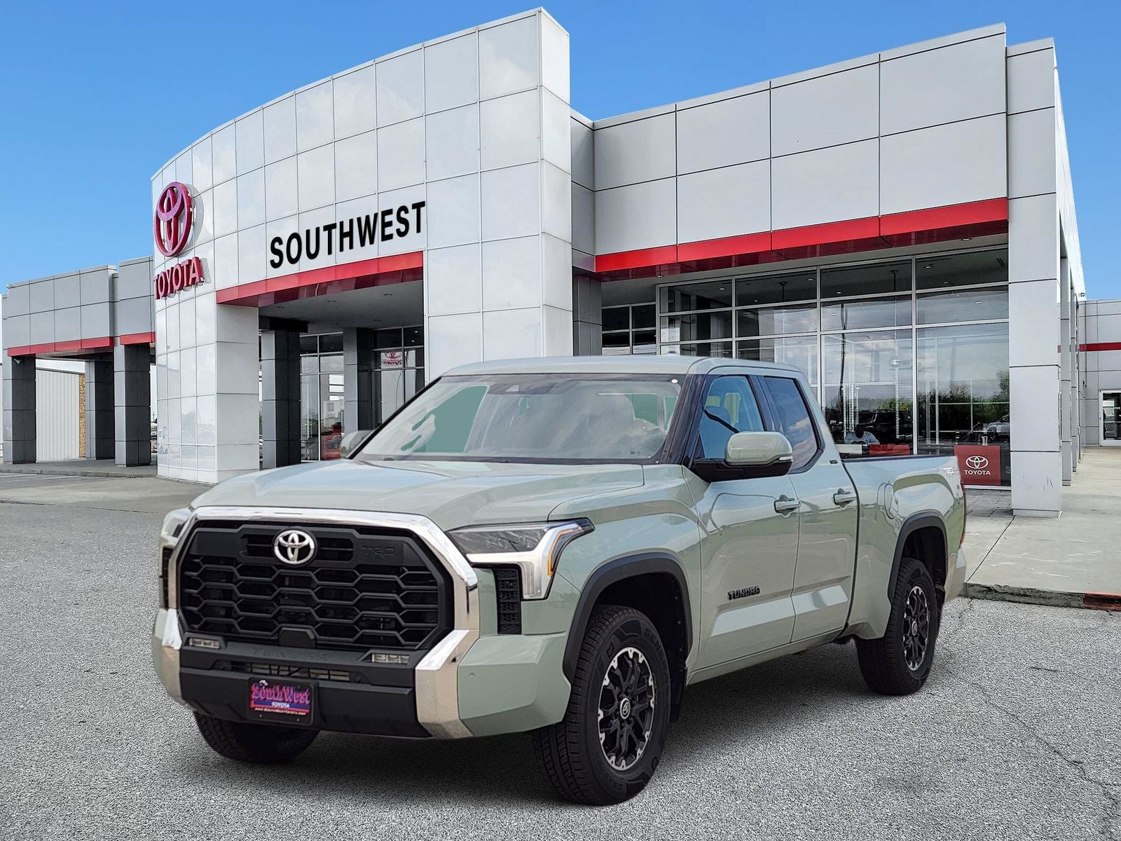 2022 Toyota Tundra — side profile view